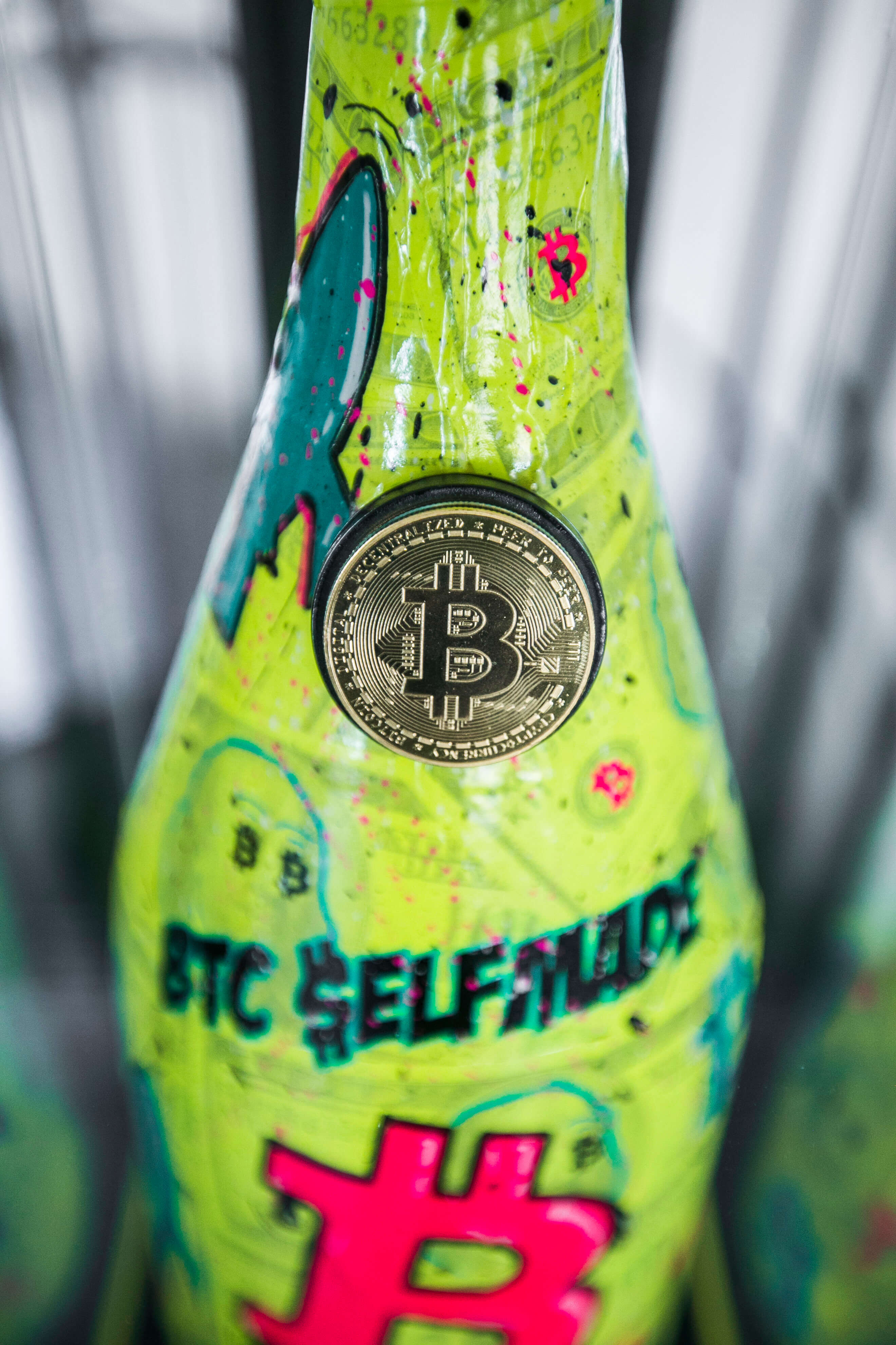 XXL Bitcoin-Bottle "Selfmade"