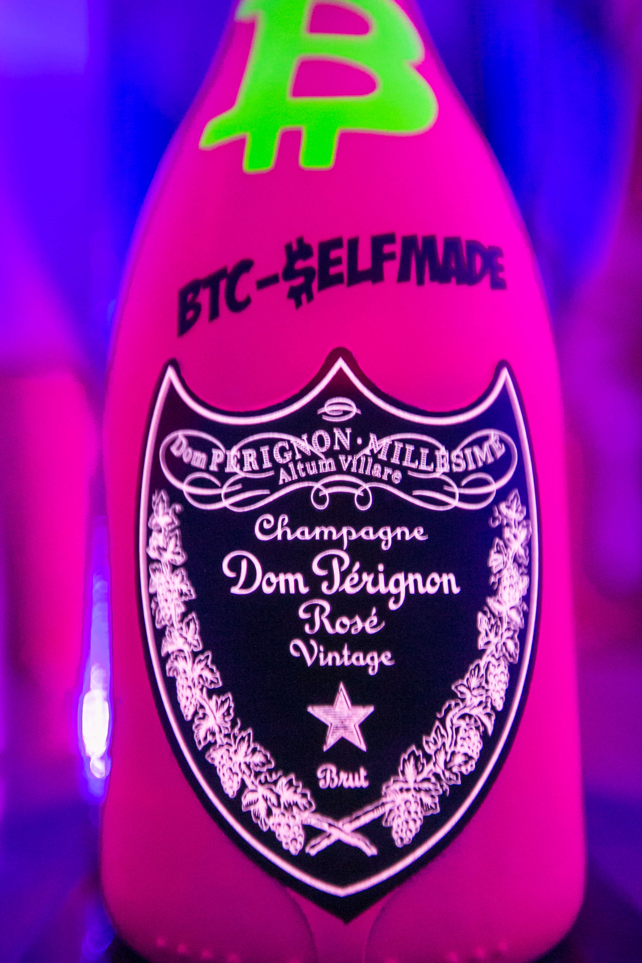 Bitcoin Bottle "B T C-Selfmade"